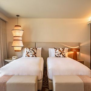 Essential Twin Room